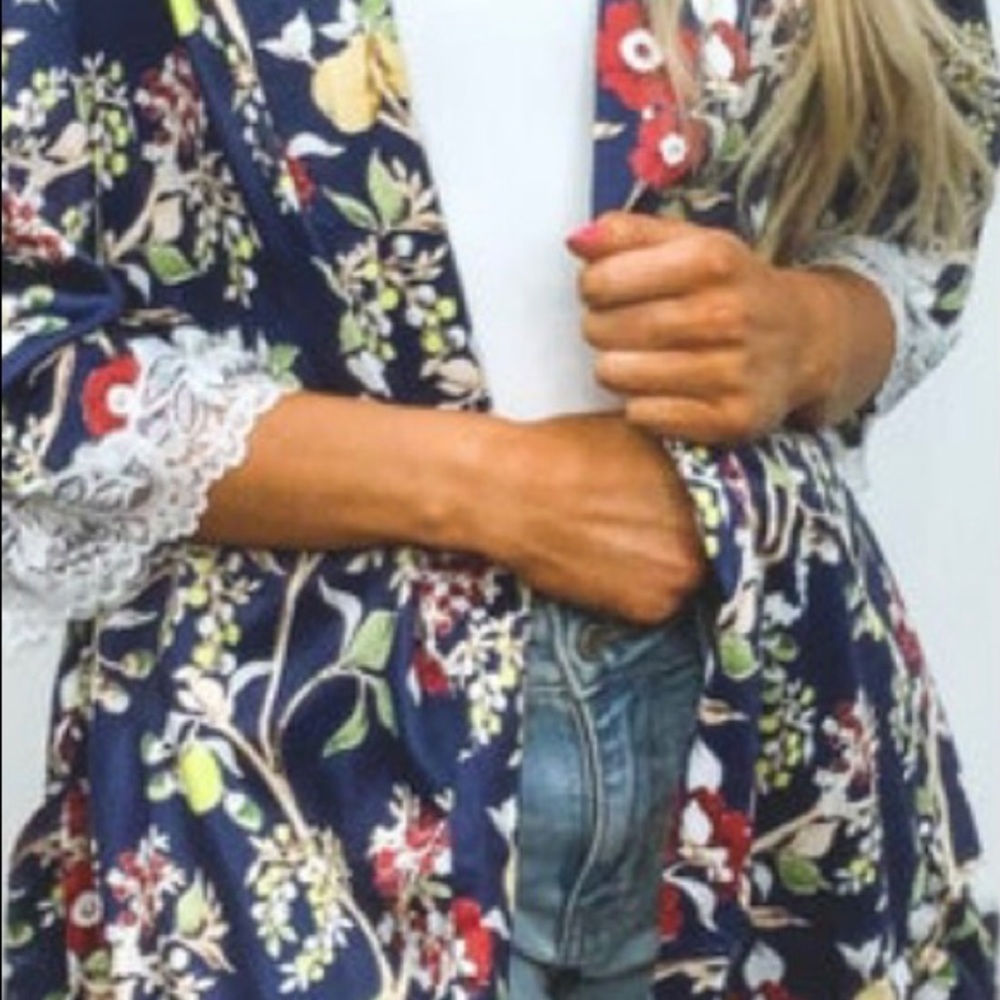 POL 3/4 Sleeve Contrasting Print Kimono Top